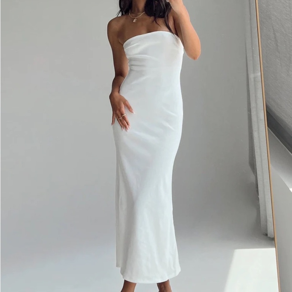 Princess Polly Carter Maxi Dress - Picture 1 of 6